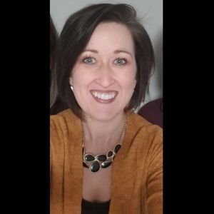 Meet your Posher, Kelli